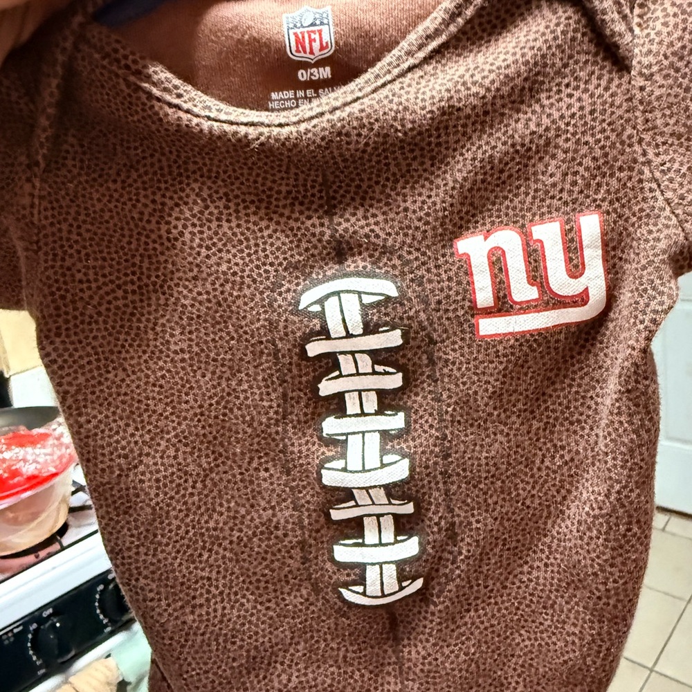 Official NFL New York Giants Baby Onesie Bodysuit 0-3 Months
